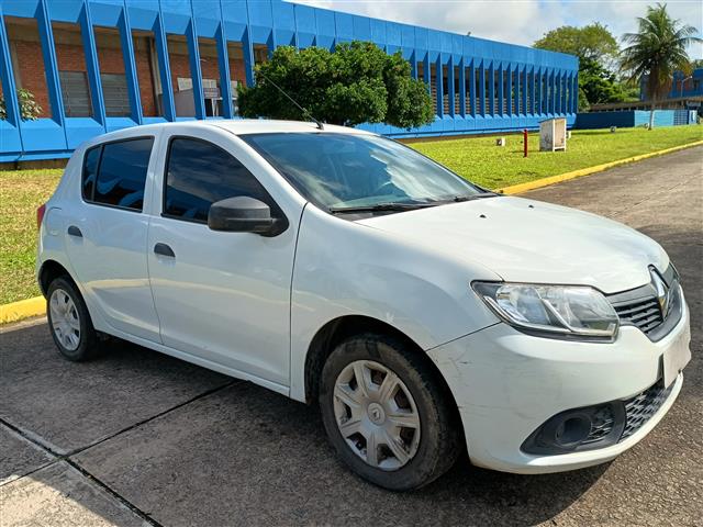 SANDERO AUTH 10 2019